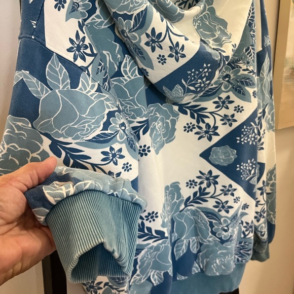 We The Free it’s a vibe printed hoodie by free people. - Picture 4 of 7